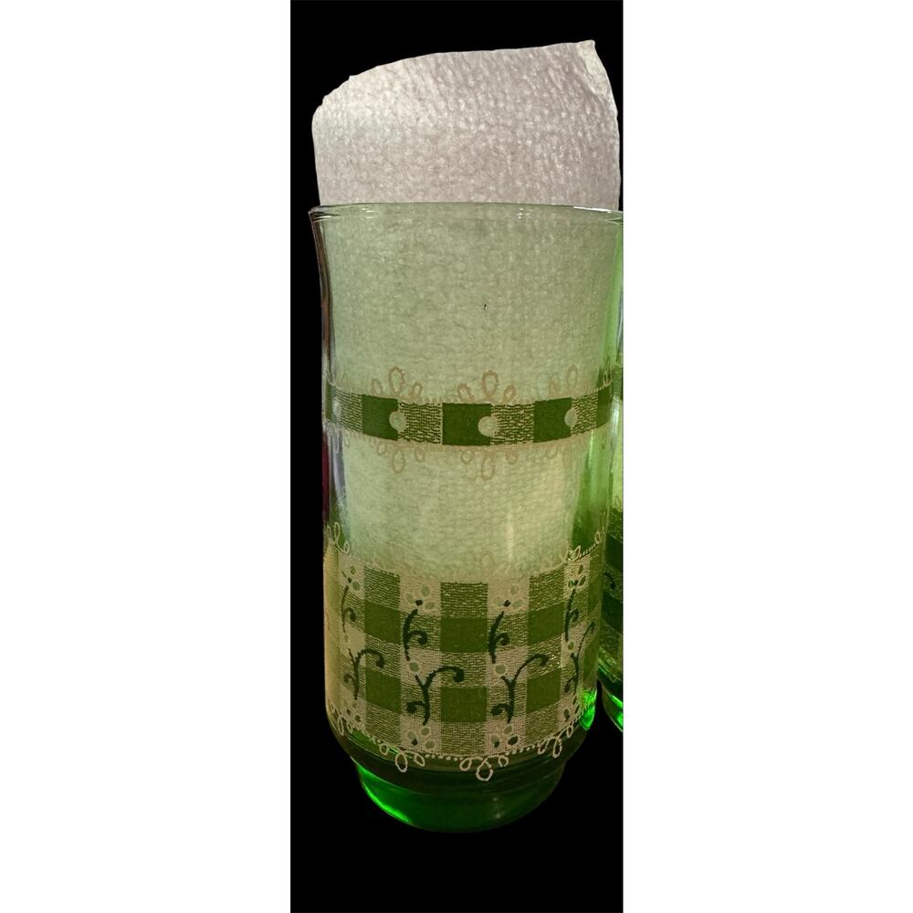 (4) Vintage Cottagecore Green Checkered Gingham Drinking glasses
